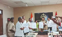 Raiganj police launch Puja guide map to ensure smooth celebrations Raiganj police launch Puja guide map to ensure smooth celebrations