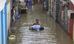 Natural calamities hit crops on 605 lakh hectares in 9 yrs in Maharashtra; Rs 54,600 cr relief paid Natural calamities hit crops on 605 lakh hectares in 9 yrs in Maharashtra; Rs 54,600 cr relief paid