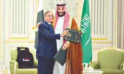 Desert Winds, Nuclear Clouds