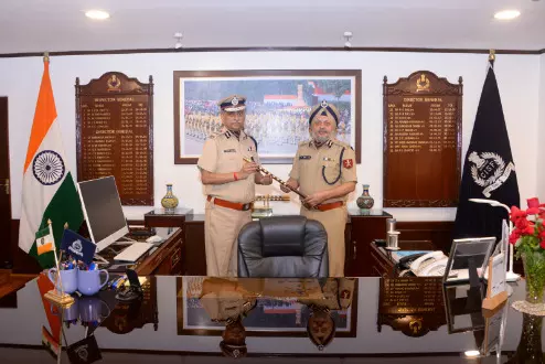 Praveer Ranjan takes charge as new CISF Director General