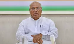 PM Modi speaks to Kharge, wishes him speedy recovery PM Modi speaks to Kharge, wishes him speedy recovery