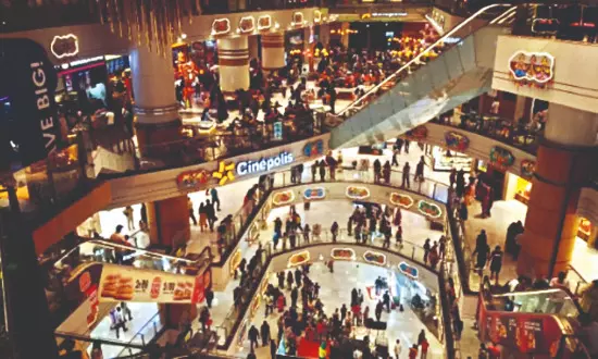 Malls in city record festive highs with strong Puja footfalls