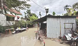 Heavy rains submerge Siliguri, adjoining areas; rising river levels worsen situation Heavy rains submerge Siliguri, adjoining areas; rising river levels worsen situation