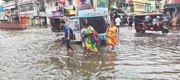 Devastation: Five dead in Nagrakata, thousands displaced