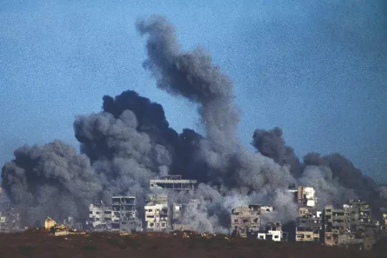 Israel strikes Gaza as Palestinians pin hopes on Trump’s Gaza plan