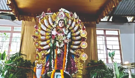 Rare tradition: Unique 18-handed idol of Mahalakshmi worshipped in Bamangola