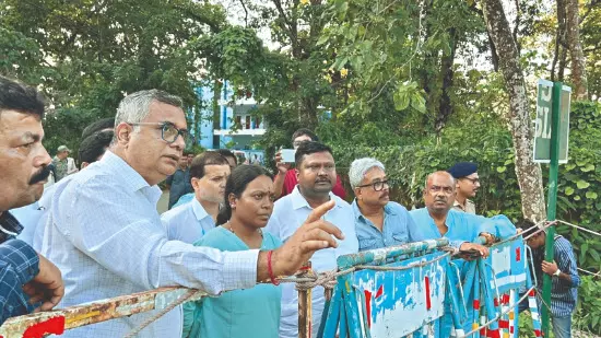 Forest Min vows early resumption of Jaldapara jungle safaris