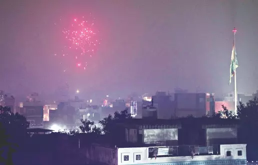 ‘Delhi to urge SC to allow use of certified green firecrackers’