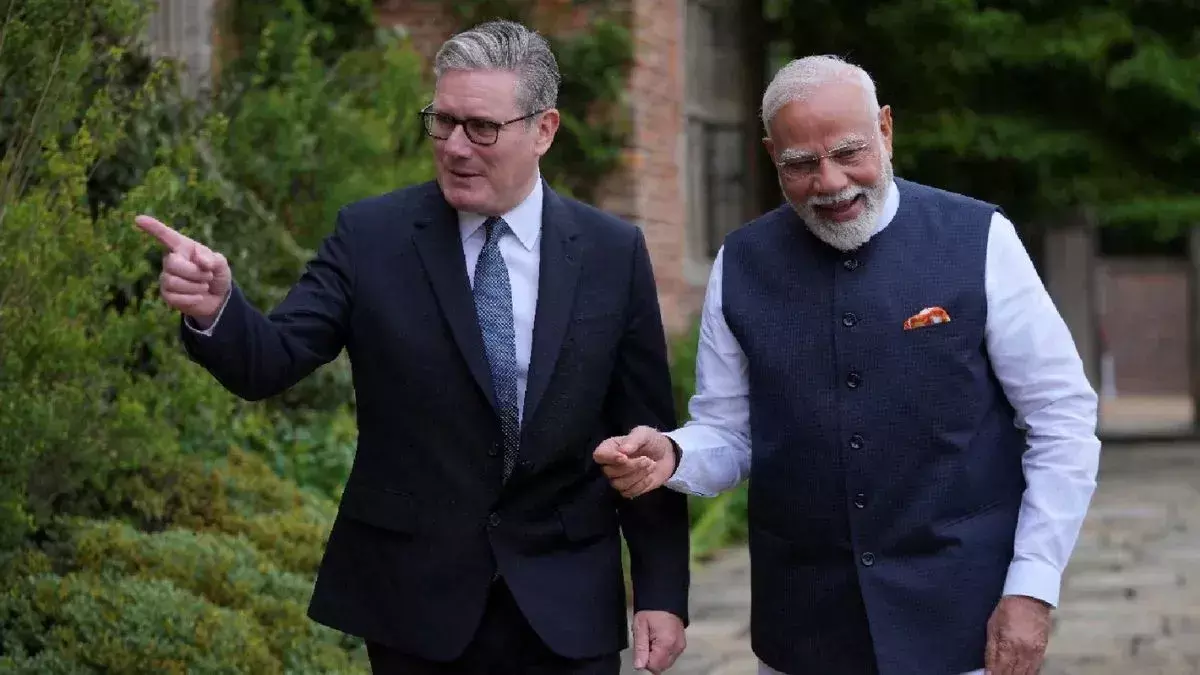 PM Modi to meet UK PM Starmer in Mumbai PM Modi to meet UK PM Starmer in Mumbai