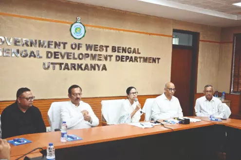 Mamata blames Centre for depriving Bengal   of necessary funds