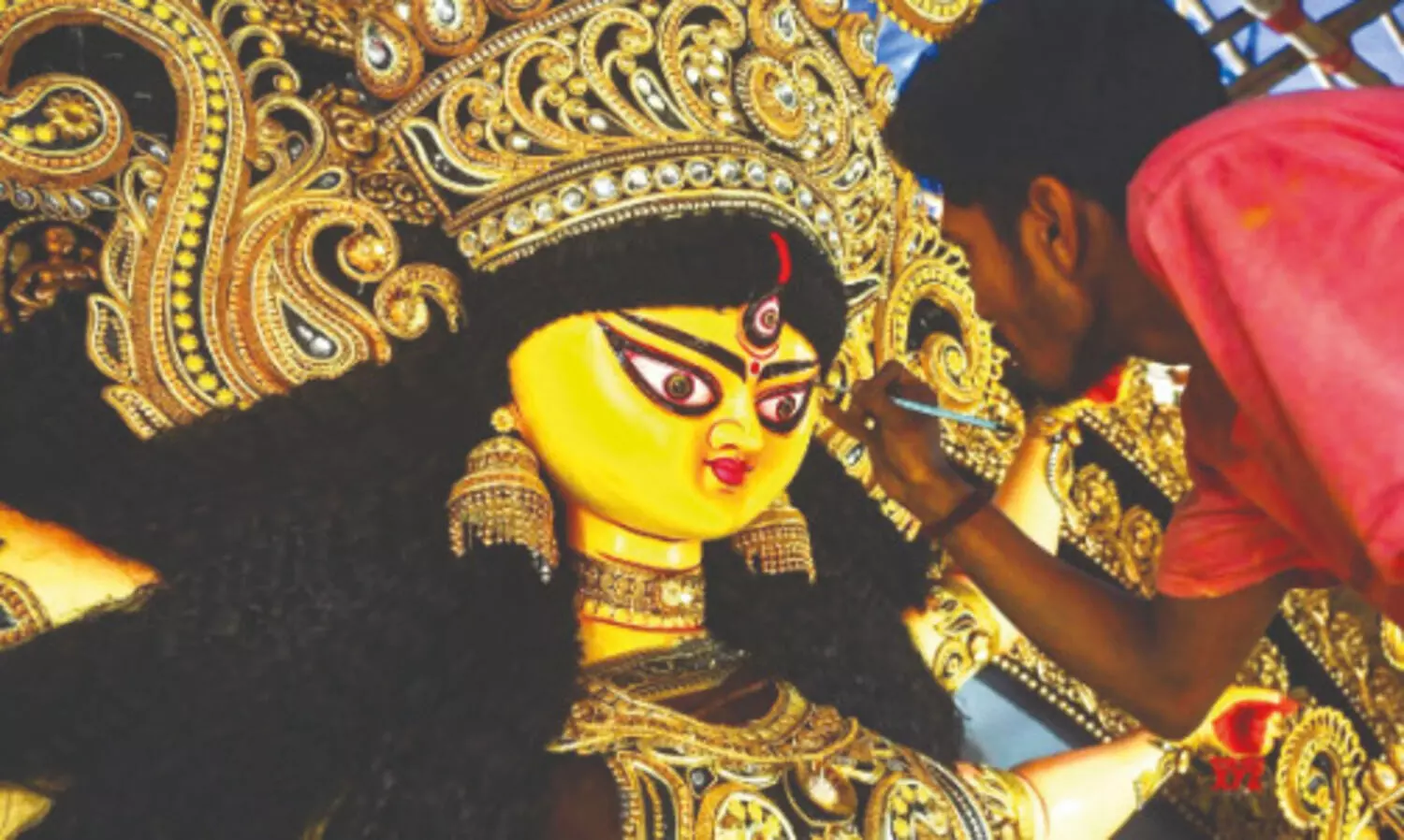 Sonamoti Kumbha Rani Durga Puja begins in Singerdaha village