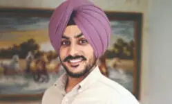 Punjabi singer Rajvir Jawanda dies 11 days after road accident Punjabi singer Rajvir Jawanda dies 11 days after road accident