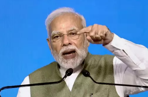 Congress weakened anti-terror fight, must tell who prevented military response after 26/11: PM