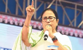 North Bengal crisis: CM questions Rs 18K airfare from Bagdogra to Kol