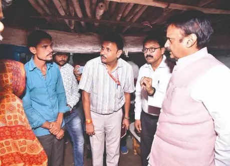 MP child deaths: Dy CM Shukla meets grieving families, reviews treatment in Nagpur