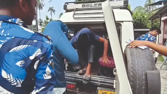 Five arrested over assault on BJP leaders in Nagrakata flood zones Five arrested over assault on BJP leaders in Nagrakata flood zones