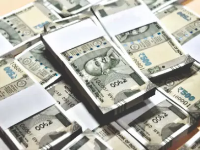 MP: Woman DSP, 9 cops suspended over involvement in hawala money heist MP: Woman DSP, 9 cops suspended over involvement in hawala money heist