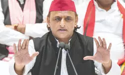 Akhilesh calls Yogi an ‘infiltrator’, slams UP govt over lawlessness, corruption