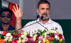 Remarks against Army: SC extends stay on trial court proceedings against Gandhi