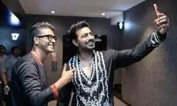 ‘Family man’ Dev wins hearts in Dubai ‘Family man’ Dev wins hearts in Dubai