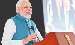 PM pitches for group farming to grow high-value crops, increase income