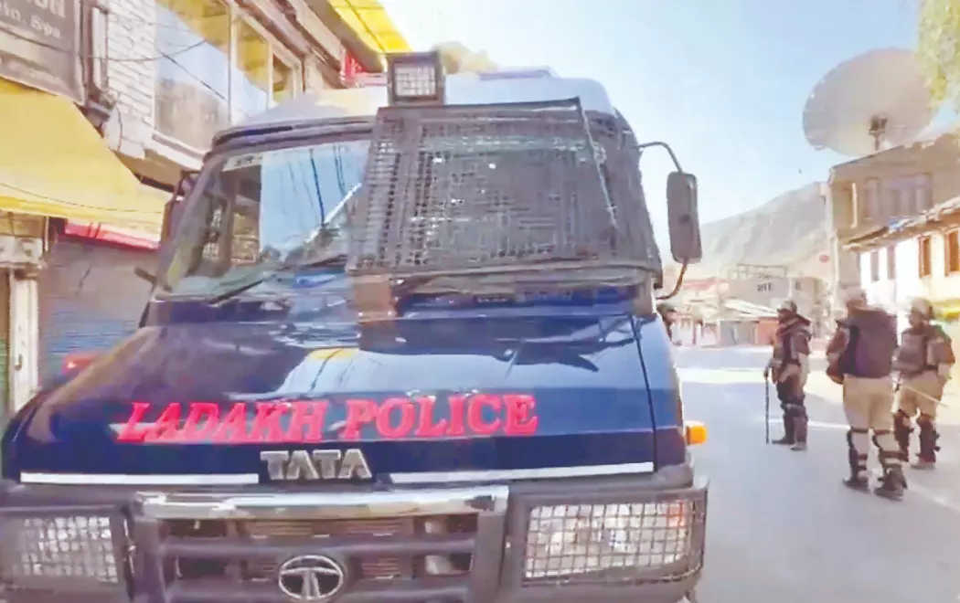 Prohibitory orders withdrawn from Leh; six detained leaders released on bail