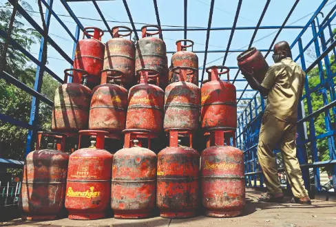 ‘India refiners to buy more US LPG in 2026, cut Middle East imports’ ‘India refiners to buy more US LPG in 2026, cut Middle East imports’