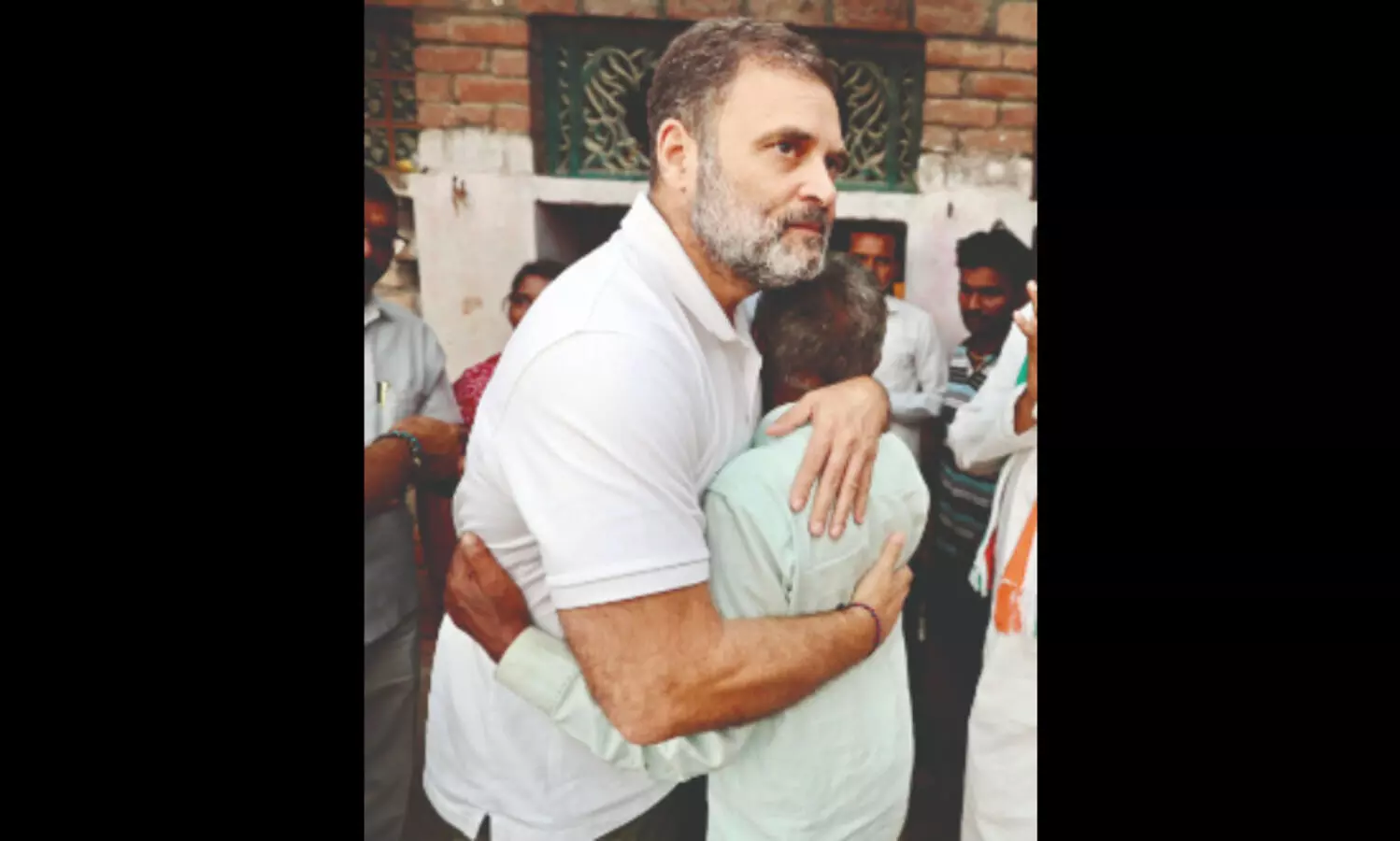 Rahul visits victim’s family, says Dalits being treated like criminals