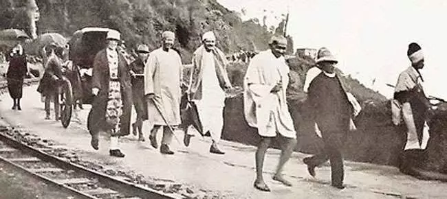 Oct 18: DHR to retrace Gandhi’s historic Himalayan journey Oct 18: DHR to retrace Gandhi’s historic Himalayan journey