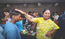 CM celebrates Diwali with children at DMRC home CM celebrates Diwali with children at DMRC home