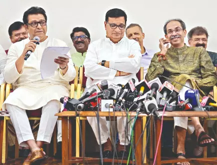 Maha: Oppn claims 1 cr voters in electoral rolls are bogus Maha: Oppn claims 1 cr voters in electoral rolls are bogus