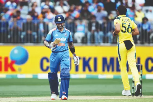 Australia cruise to 7-wicket win as Kohli, Rohit falter on ODI return Australia cruise to 7-wicket win as Kohli, Rohit falter on ODI return
