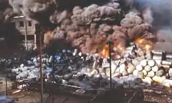 Massive blaze engulfs chemical factory in Barrackpore