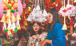 ‘India’s Diwali sales hit record Rs 6.05L cr’ ‘India’s Diwali sales hit record Rs 6.05L cr’