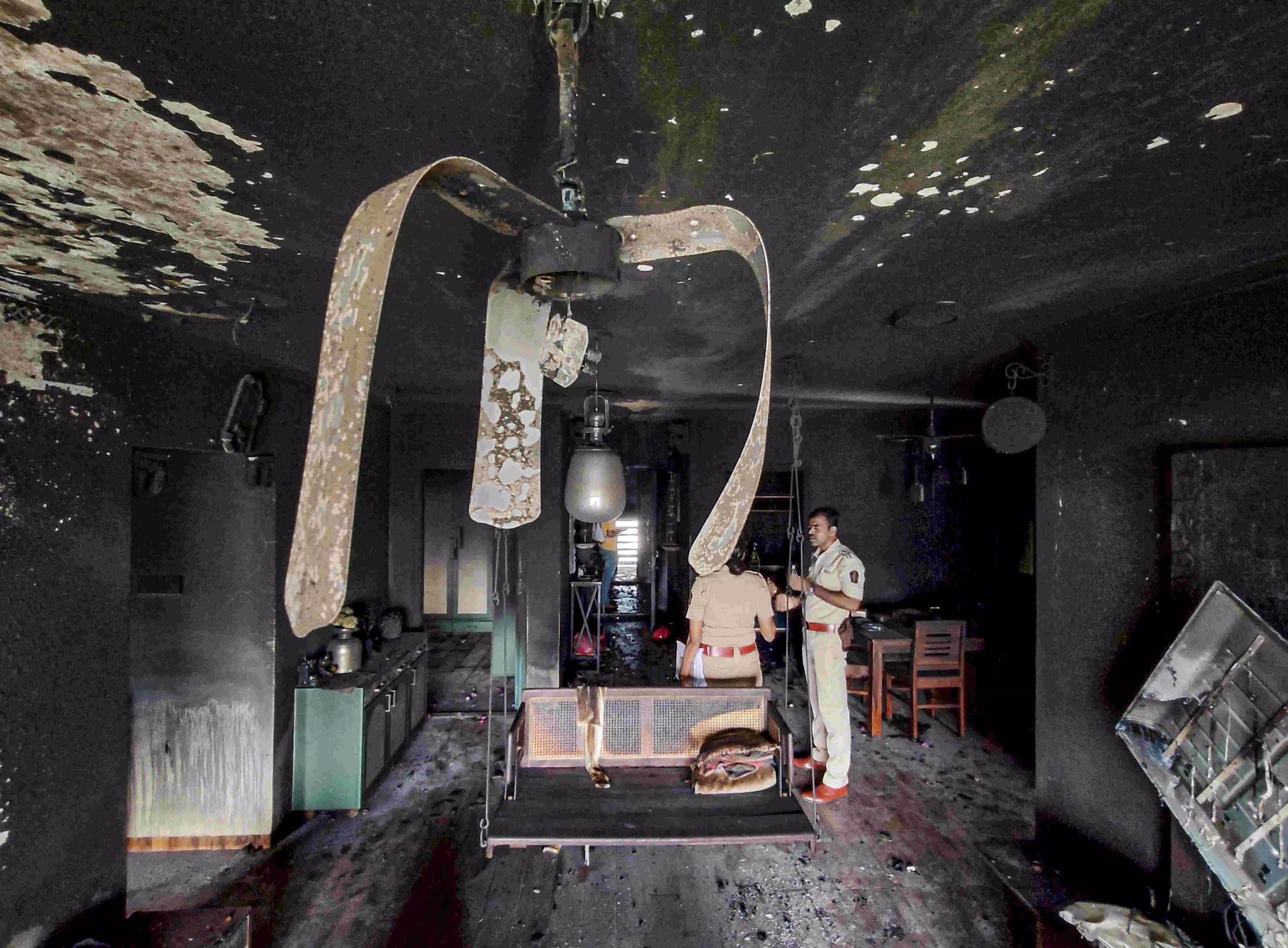 4 killed, 10 injured in fire at building in Navi Mumbai