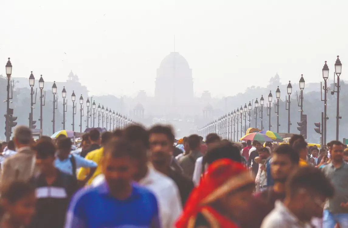 Delhi’s air quality remains ‘very poor’ for third consecutive day, AQI hits 353 Delhi’s air quality remains ‘very poor’ for third consecutive day, AQI hits 353