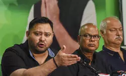 Tejashwi promises corruption-free govt in Bihar, accuses Centre of backing criminals Tejashwi promises corruption-free govt in Bihar, accuses Centre of backing criminals