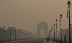 Delhi-NCR sees rise in respiratory, pregnancy-related cases due to post-Diwali pollution Delhi-NCR sees rise in respiratory, pregnancy-related cases due to post-Diwali pollution