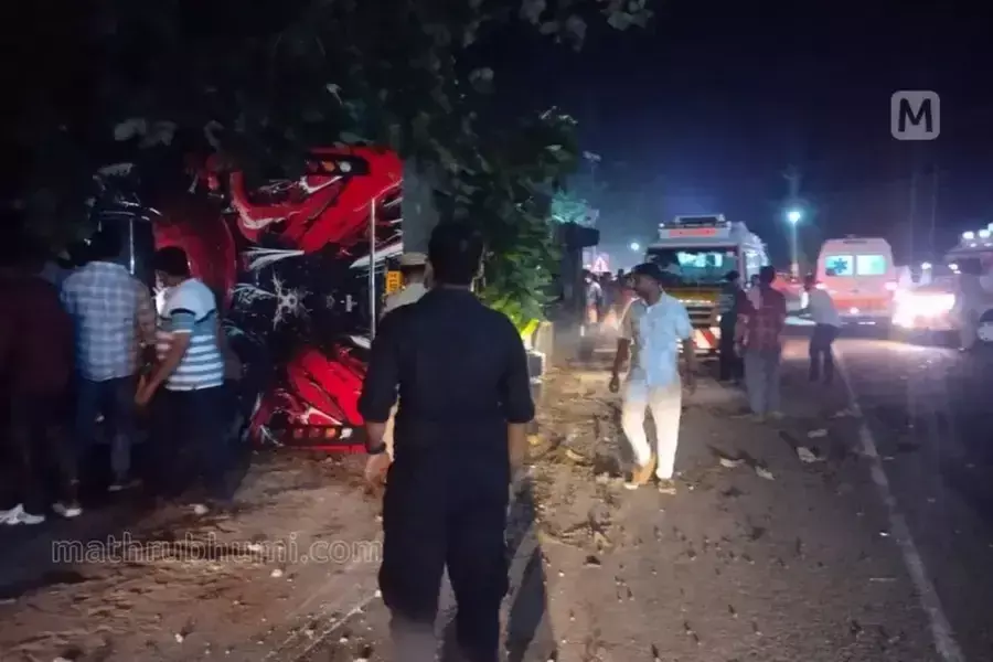 One killed, 49 injured as tourist bus overturns in Keralas Kottayam One killed, 49 injured as tourist bus overturns in Keralas Kottayam