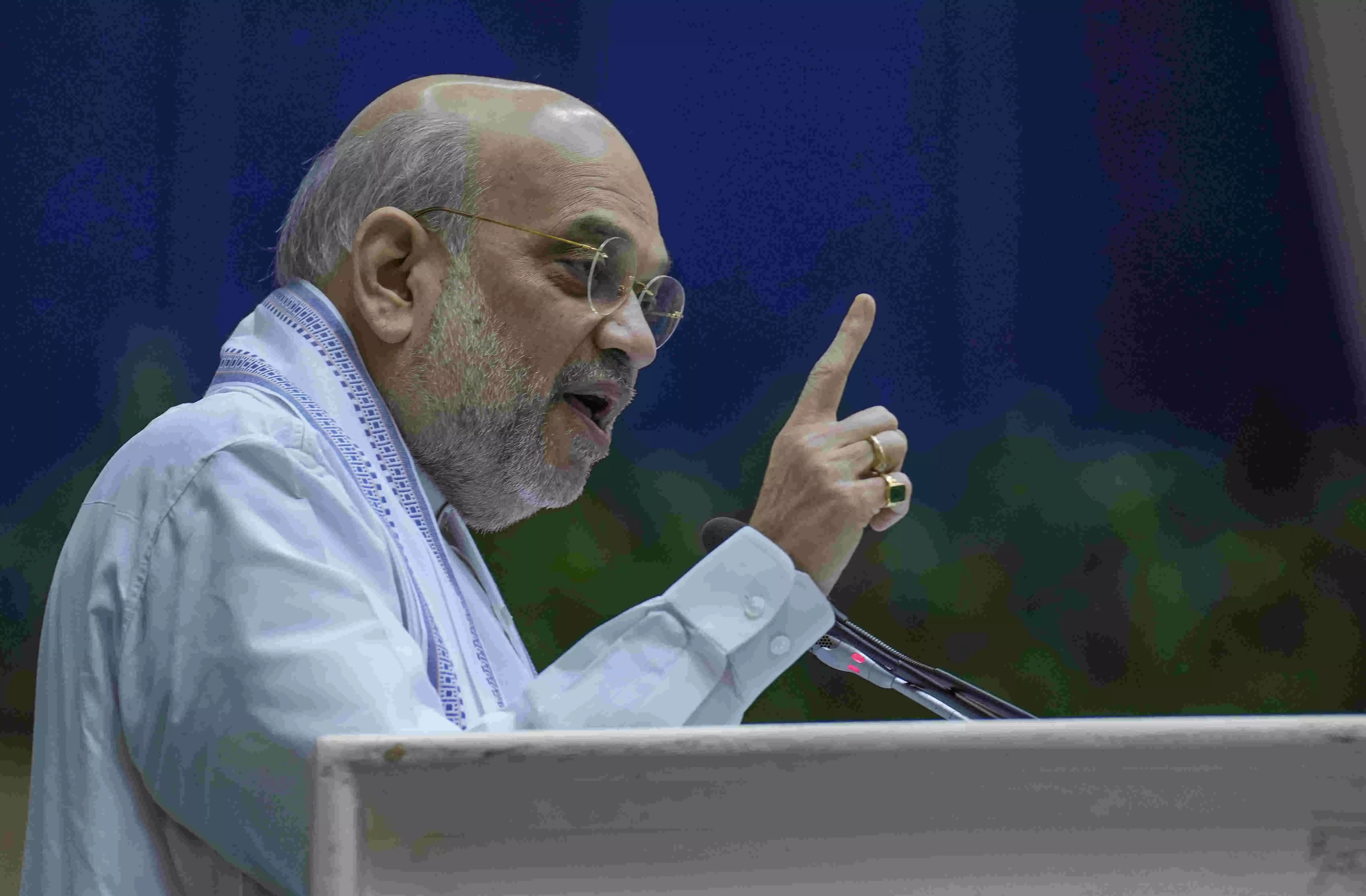 21 Maoists surrendered in Chhattisgarh, Amit Shah vows to eradicate menace by March 26 21 Maoists surrendered in Chhattisgarh, Amit Shah vows to eradicate menace by March 26