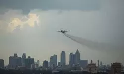 Aircraft takes off from Kanpur for 1st cloud-seeding trial in Delhi; exercise likely in Burari Aircraft takes off from Kanpur for 1st cloud-seeding trial in Delhi; exercise likely in Burari