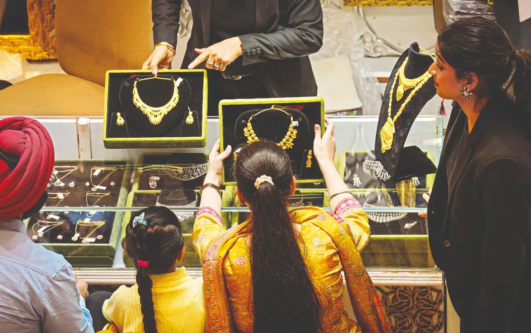 The Shimmering Paradox