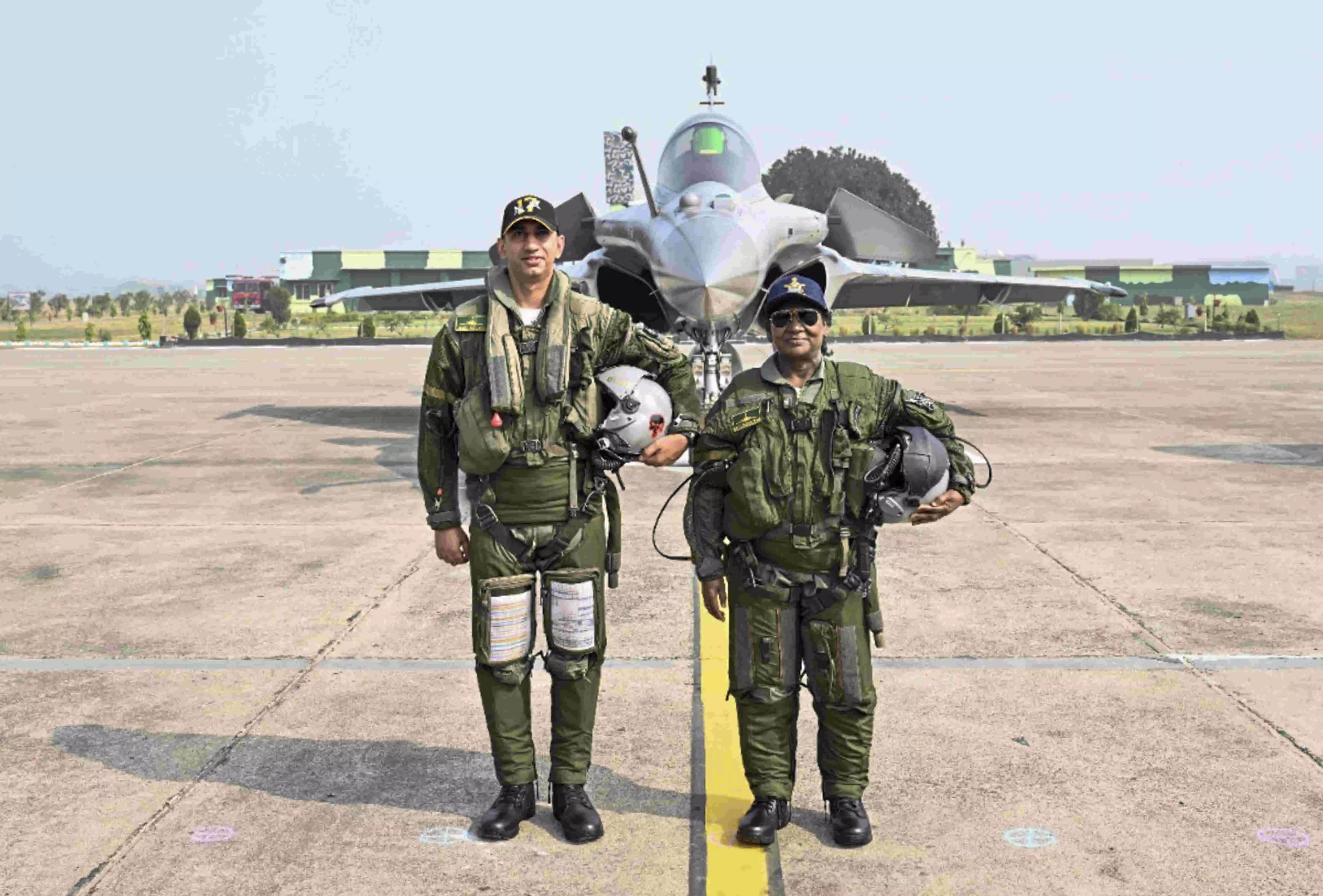 President Murmu becomes first President to take sortie in Rafale jet President Murmu becomes first President to take sortie in Rafale jet