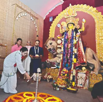 Posta Bazar: Mamata calls for unity, urges people to reject divisive forces Posta Bazar: Mamata calls for unity, urges people to reject divisive forces