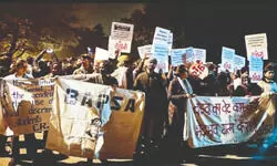 JNU student’s suspension sparks outrage JNU student’s suspension sparks outrage