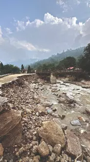 Heavy rain alert for North Bengal as remnants of ‘Montha’ weaken Heavy rain alert for North Bengal as remnants of ‘Montha’ weaken