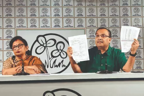 TMC charges EC–BJP nexus in ‘mass voter list manipulation’, seeks probe TMC charges EC–BJP nexus in ‘mass voter list manipulation’, seeks probe