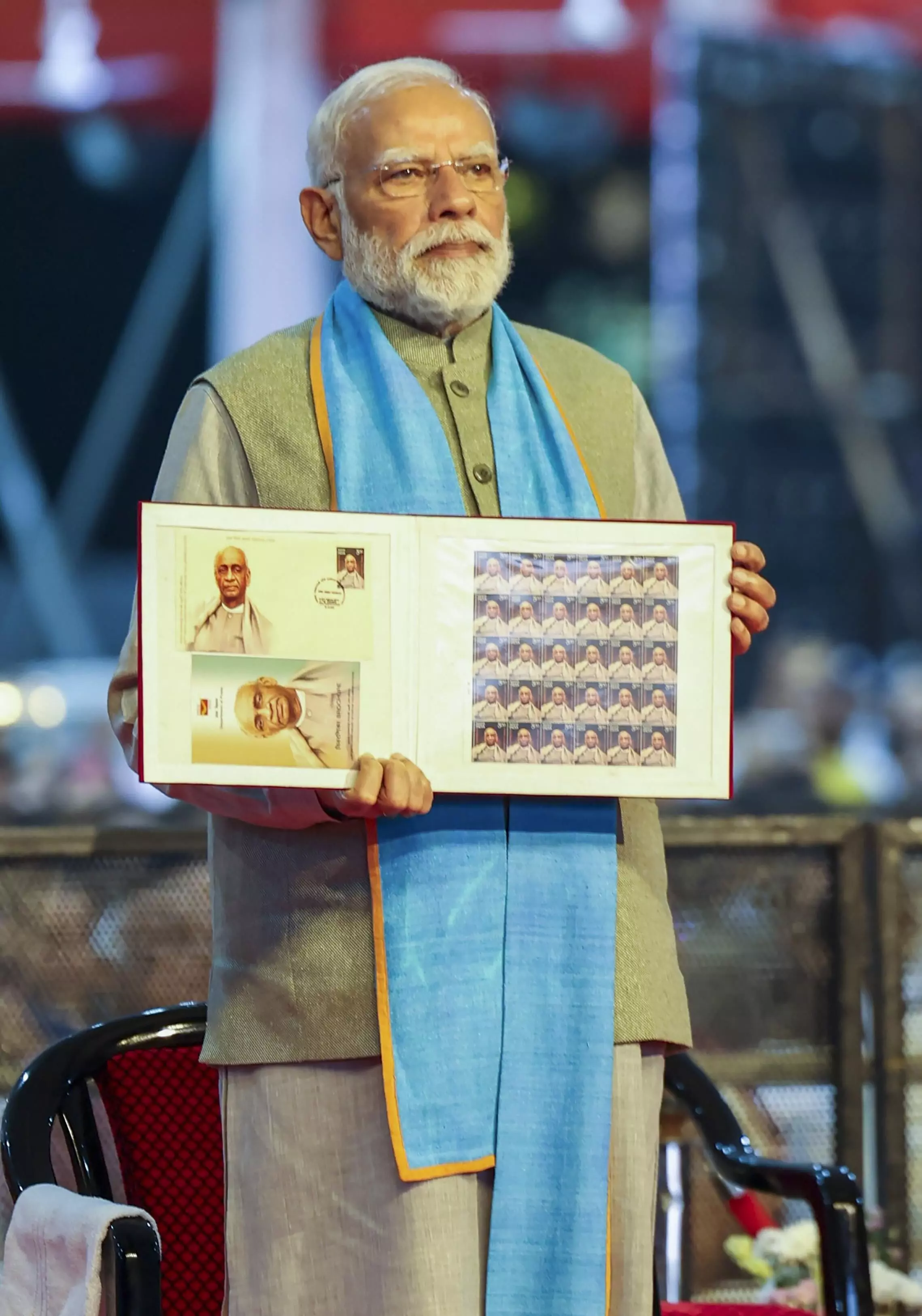PM Modi administers ‘oath of unity’ pledge to participants of Rashtriya Ekta Diwas celebrations PM Modi administers ‘oath of unity’ pledge to participants of Rashtriya Ekta Diwas celebrations