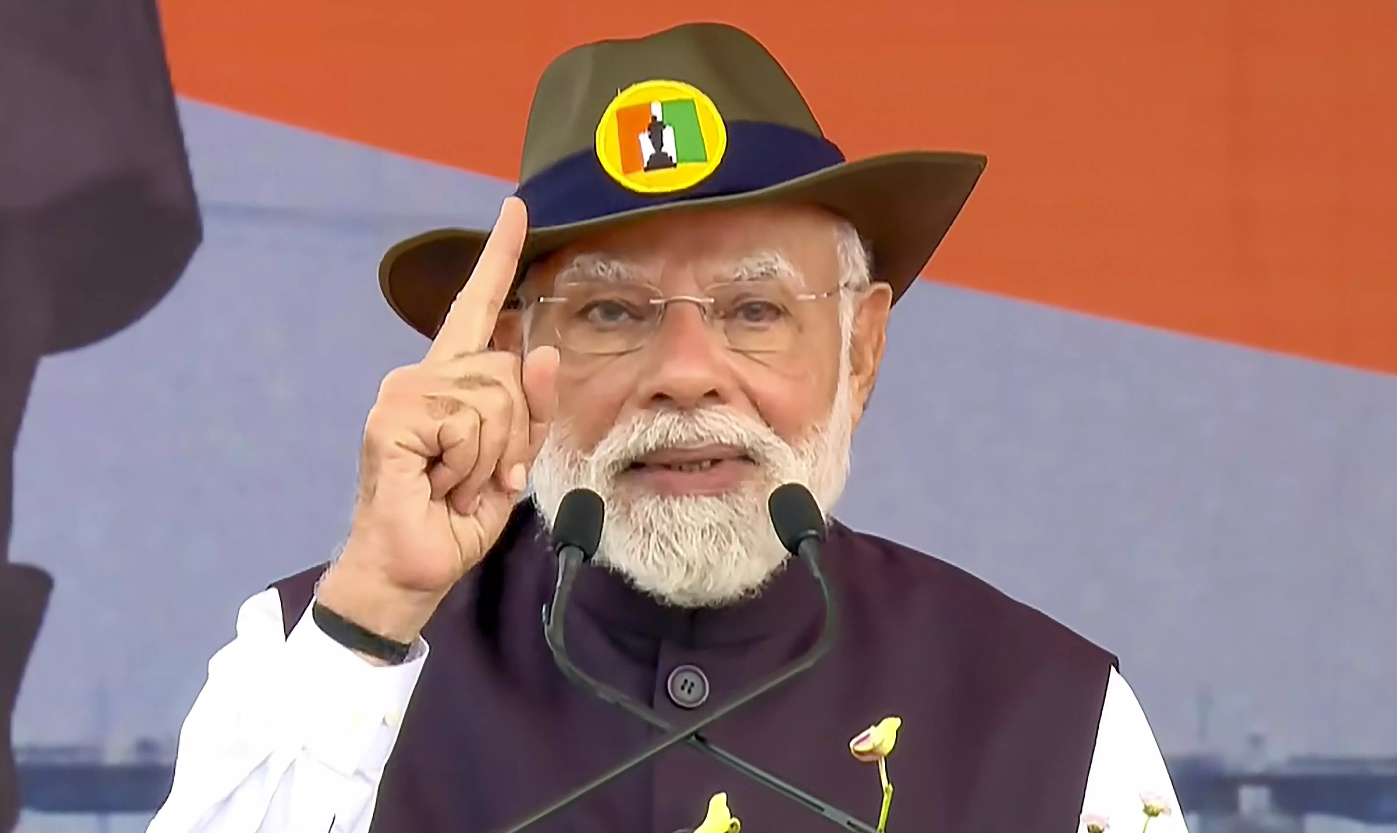 Infiltrators threat to Indias unity, demographic balance, says PM; seeks pledge for their removal Infiltrators threat to Indias unity, demographic balance, says PM; seeks pledge for their removal