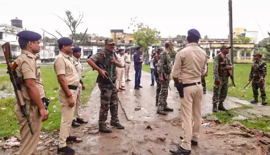 EC seeks report from Bihar DGP on murder of Jan Suraaj Party supporter in Mokama EC seeks report from Bihar DGP on murder of Jan Suraaj Party supporter in Mokama